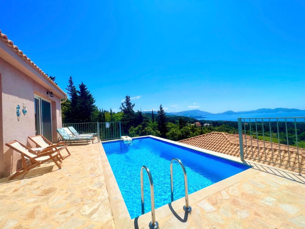 Villa Dioni 피스카던 외부 사진