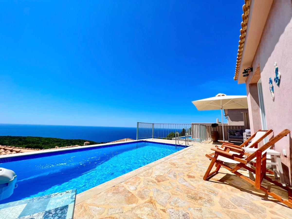 Villa Dioni 피스카던 외부 사진