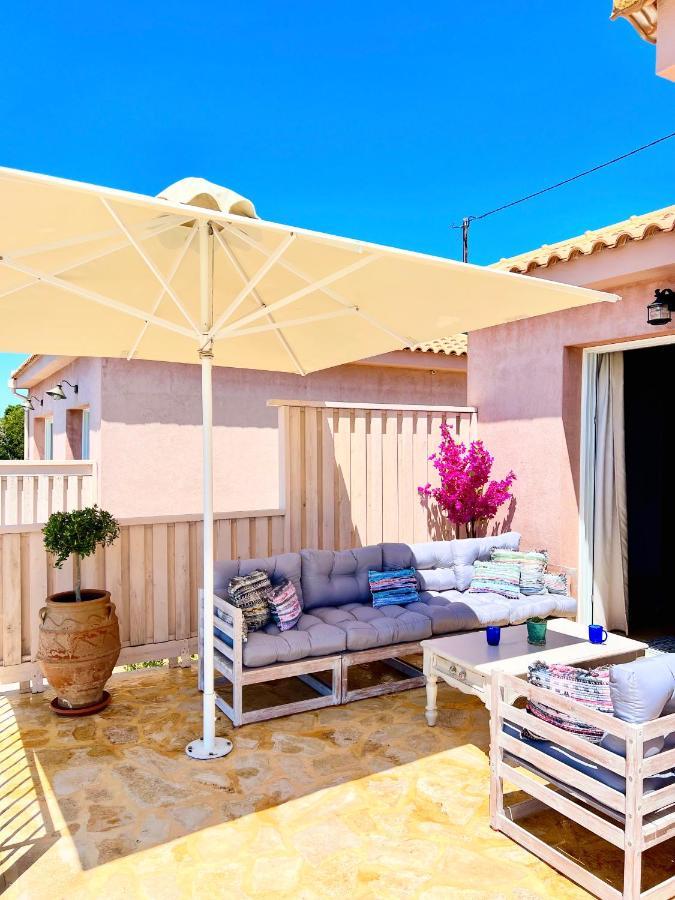 Villa Dioni 피스카던 외부 사진